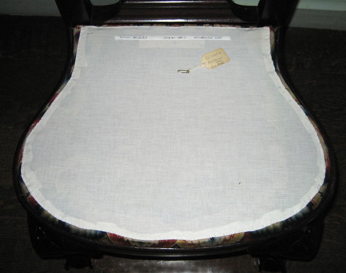 1960.1035.003  Chair with slip seat 1984.0663.001 reverse