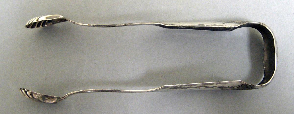 2006.0006.006 Silver Tongs view 1
