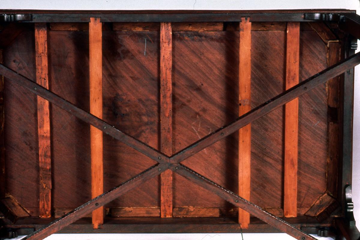 1958.0037 Table, China Table (detail 5)