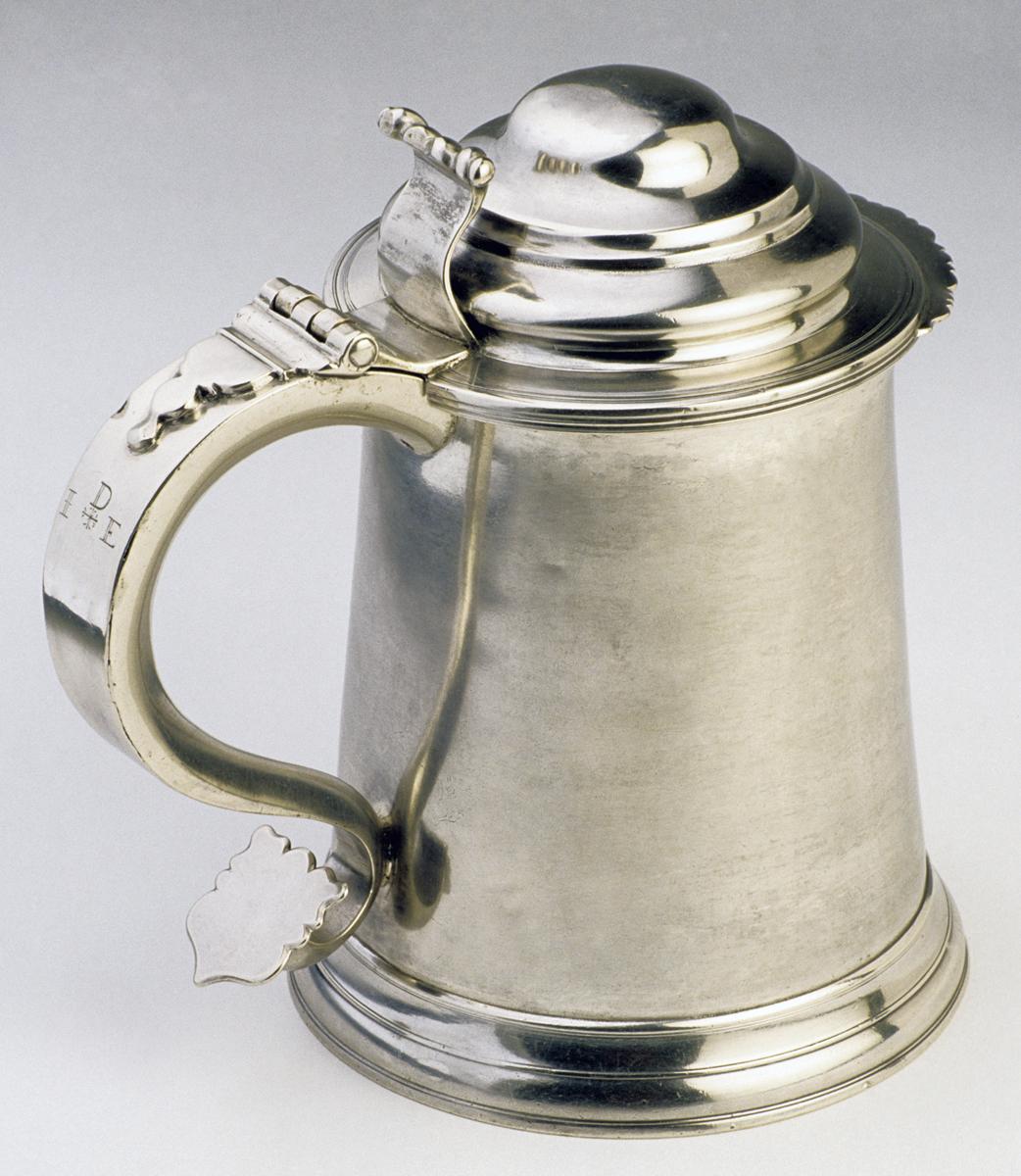 1985.0003 Tankard, view 3