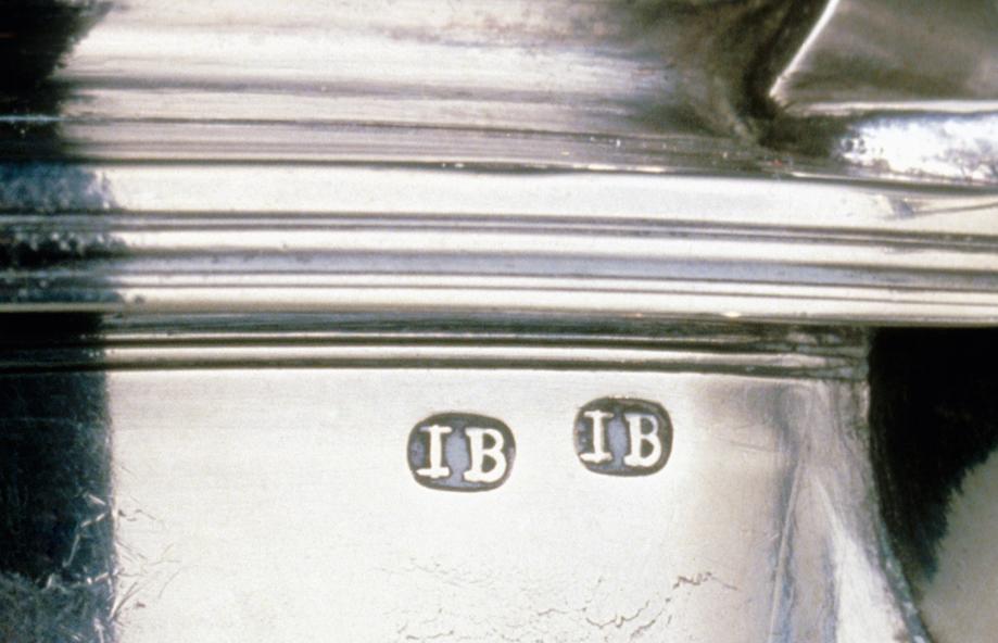 1985.0003 Tankard, detail 2
