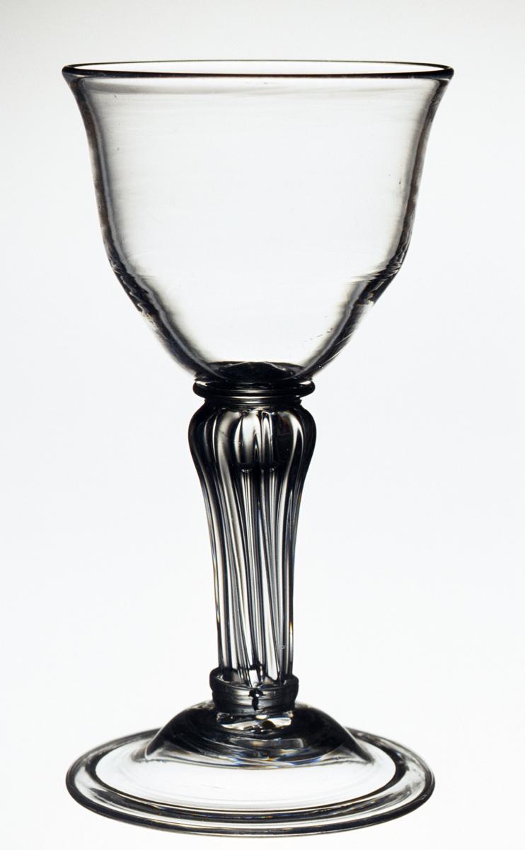 1985.0054 C Colorless glass sweetmeat glass