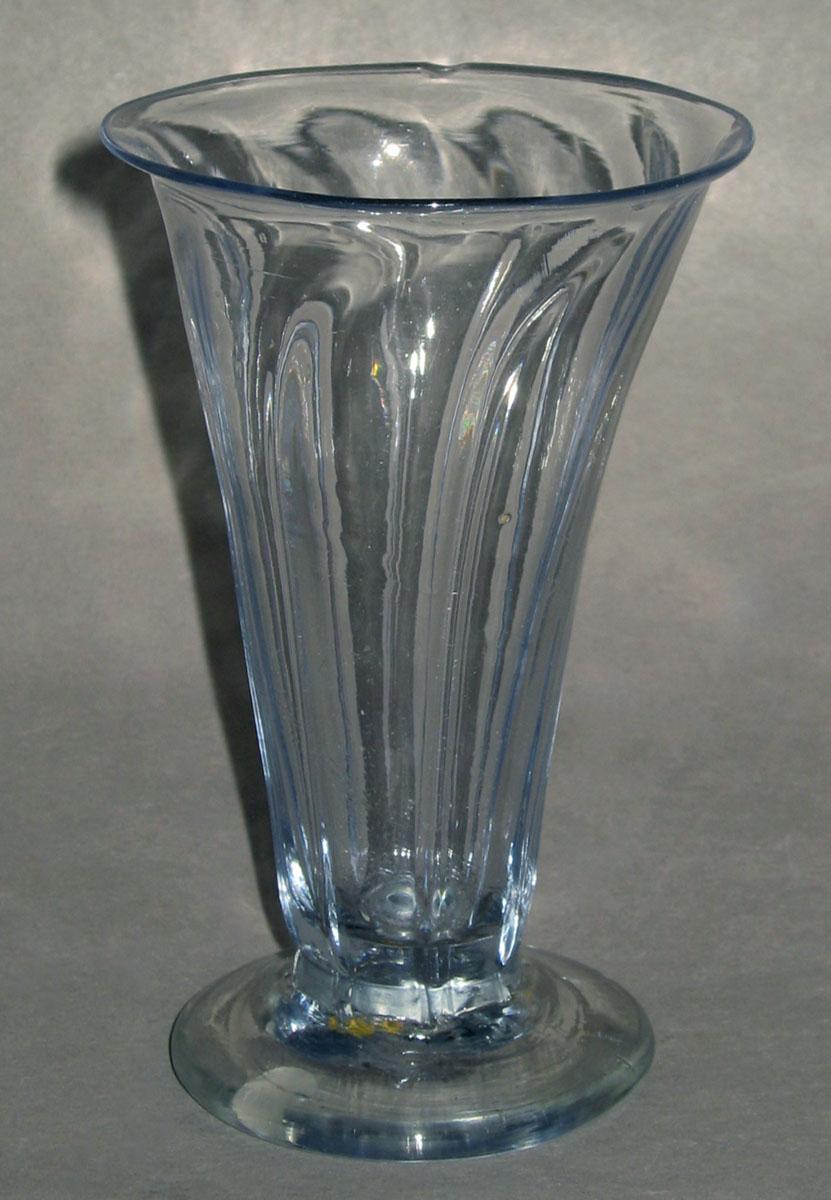 1985.0054 R Glass jelly glass