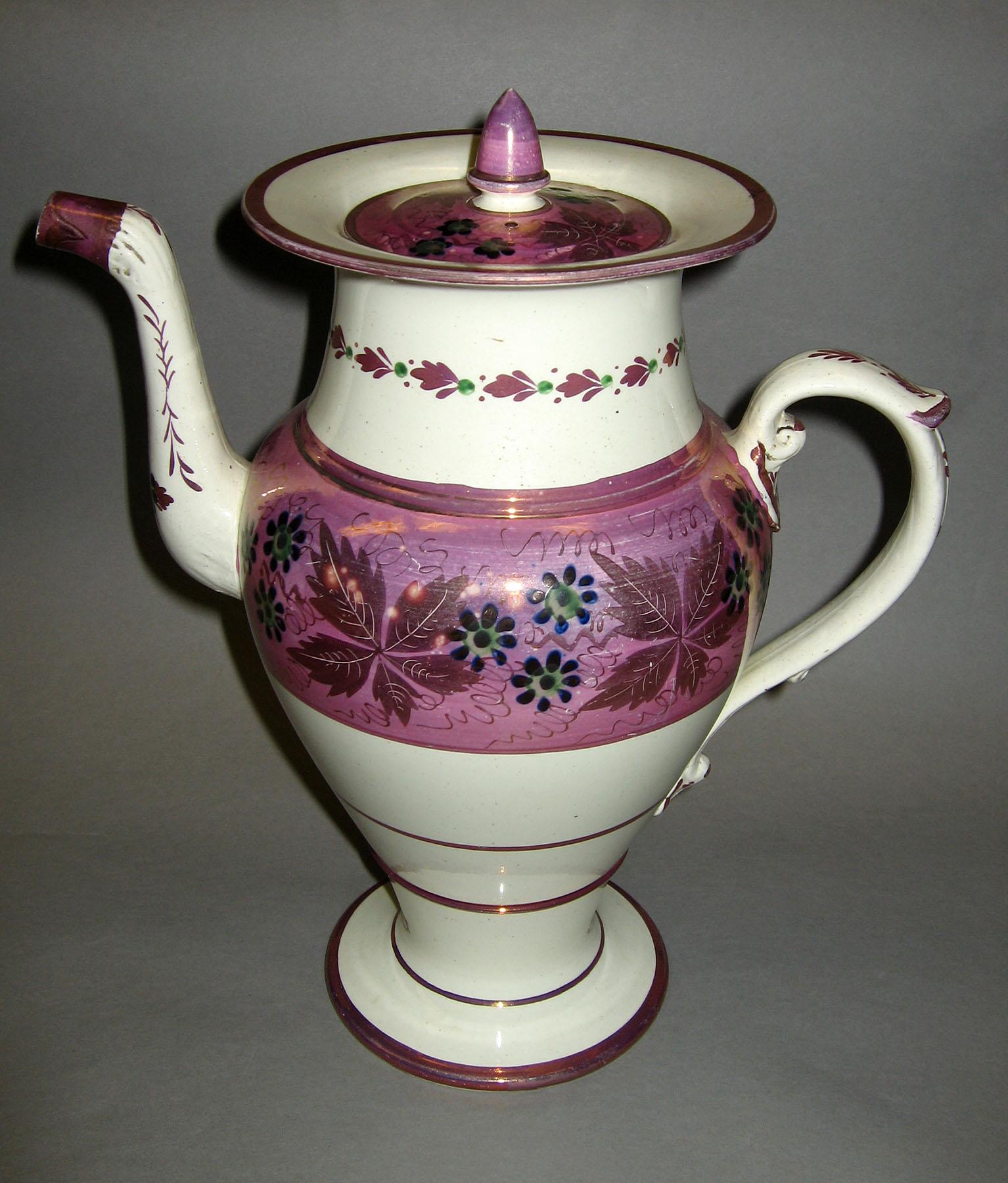 1985.0061.001 A, B Coffee pot