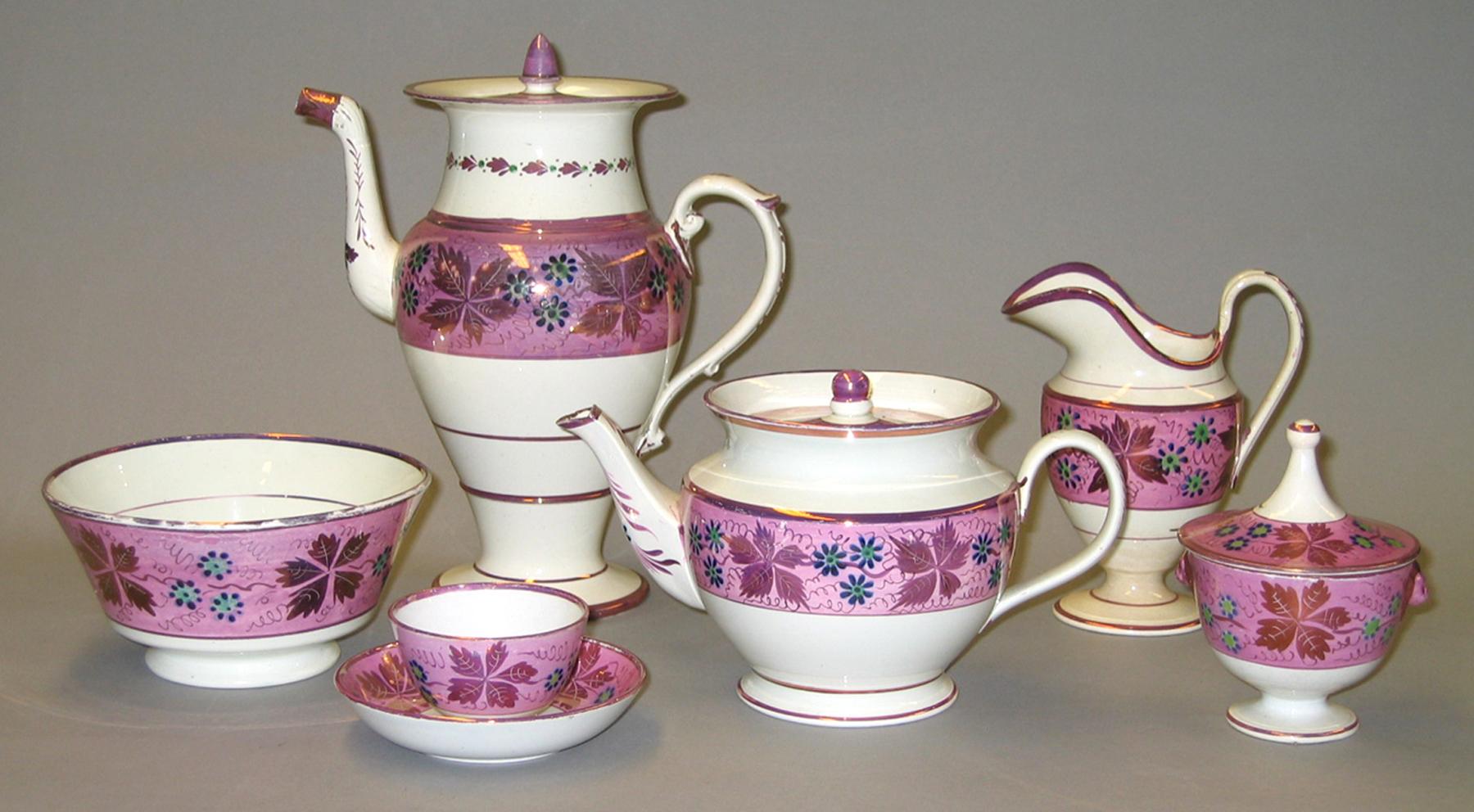 1985.0061.001-.005, .012 Luster teaset (part)