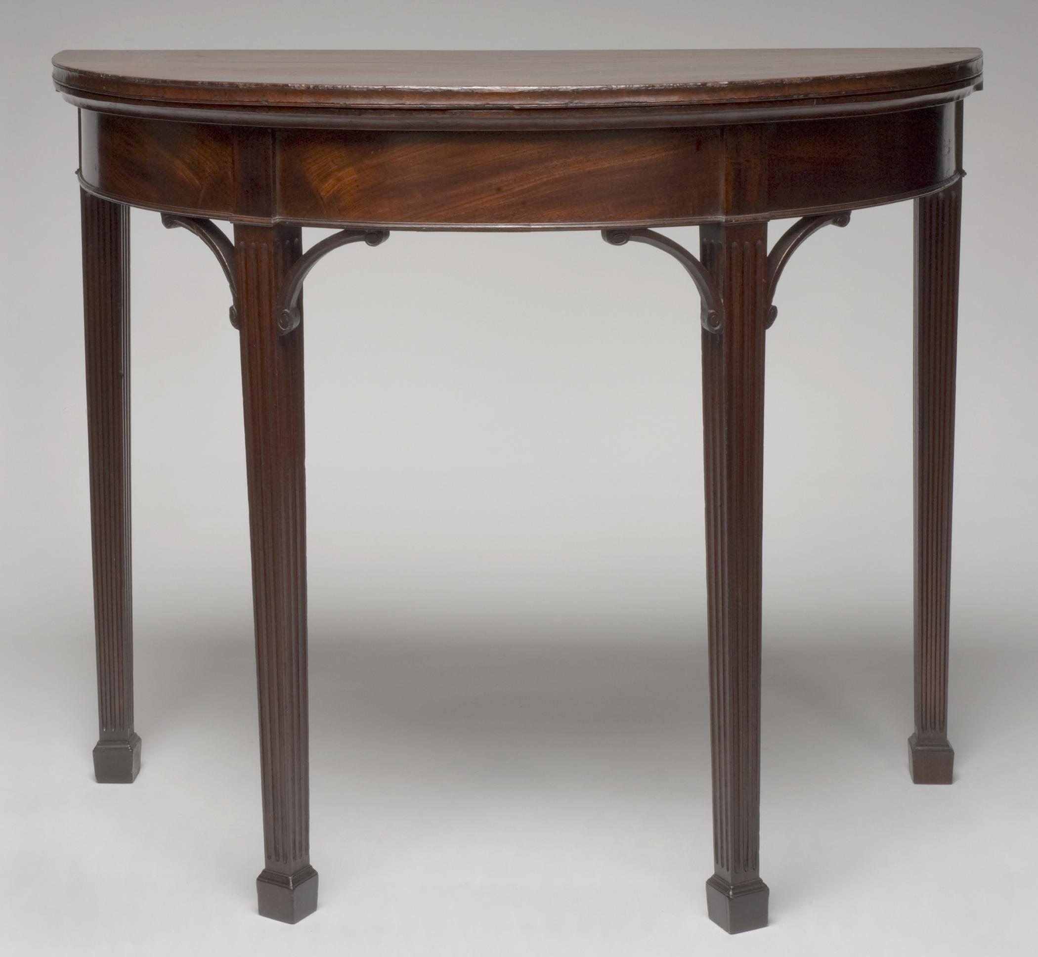 1958.0046.006 Table, card table