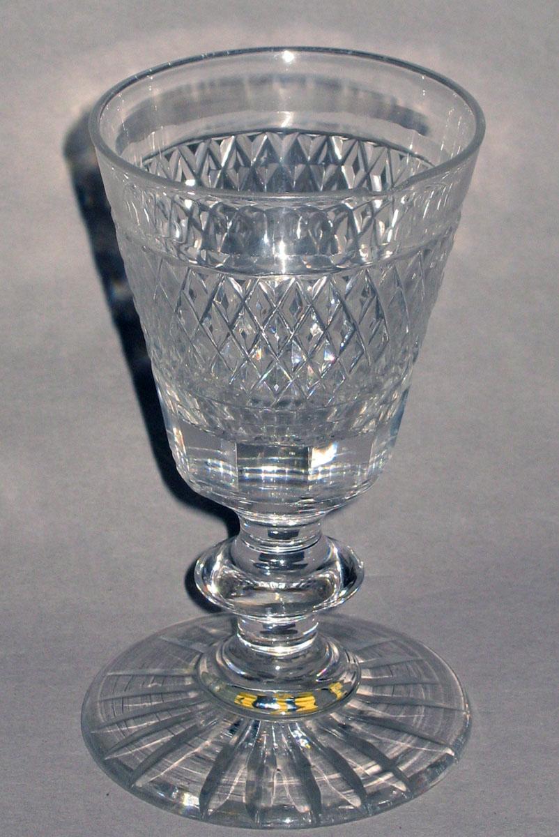 1985.0063.002 Colorless glass wineglass