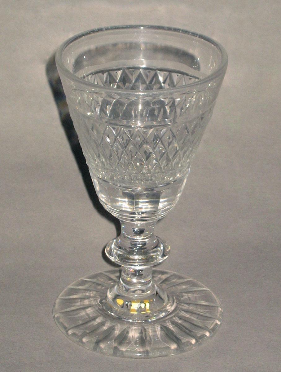 1985.0063.004 Colorless glass wineglass