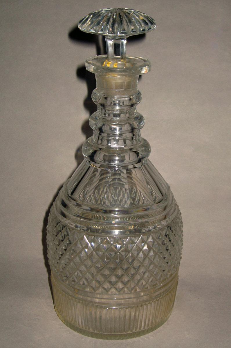1985.0064.001 A, B Colorless glass decanter