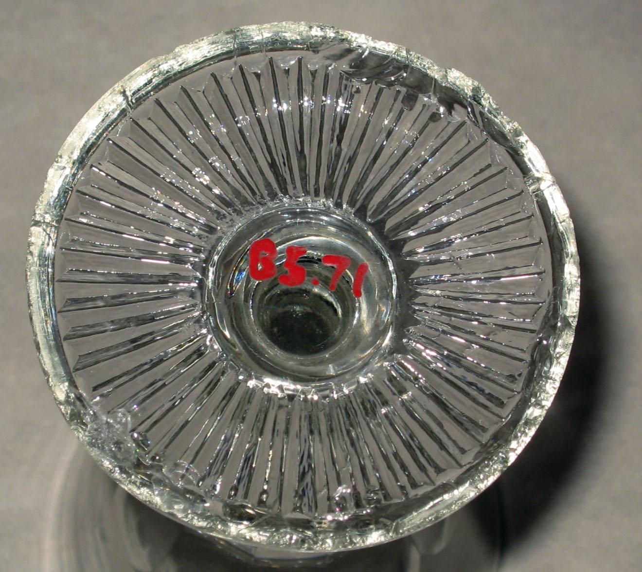 1985.0071 Colorless glass wineglass (underside)