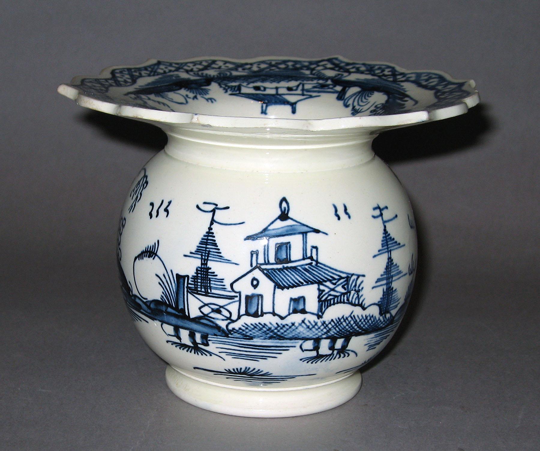 1985.0092 Creamware spittoon (front)