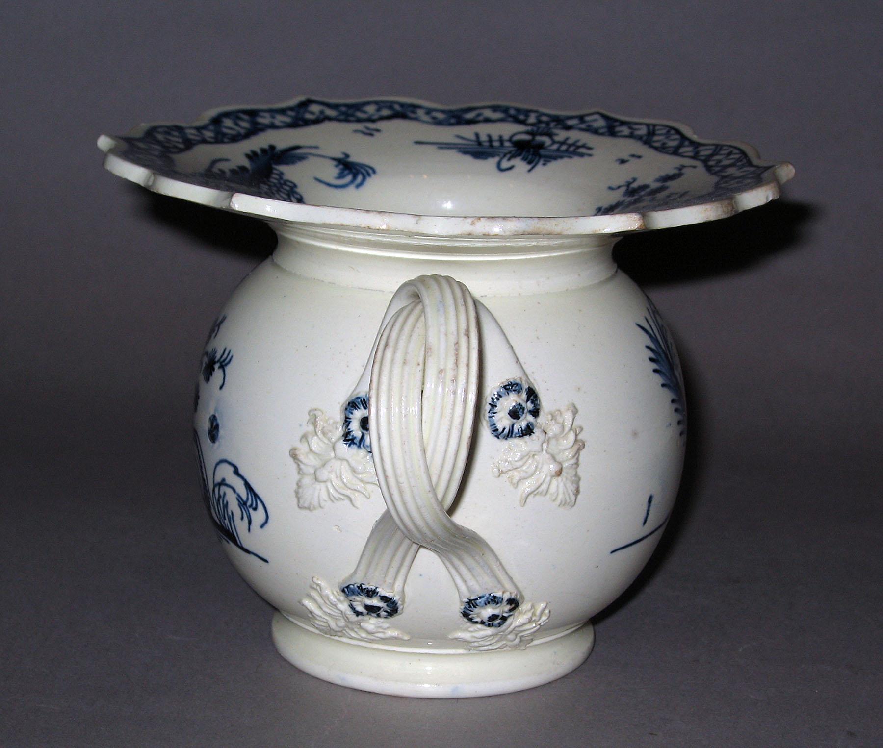 1985.0092 Creamware spittoon (reverse)