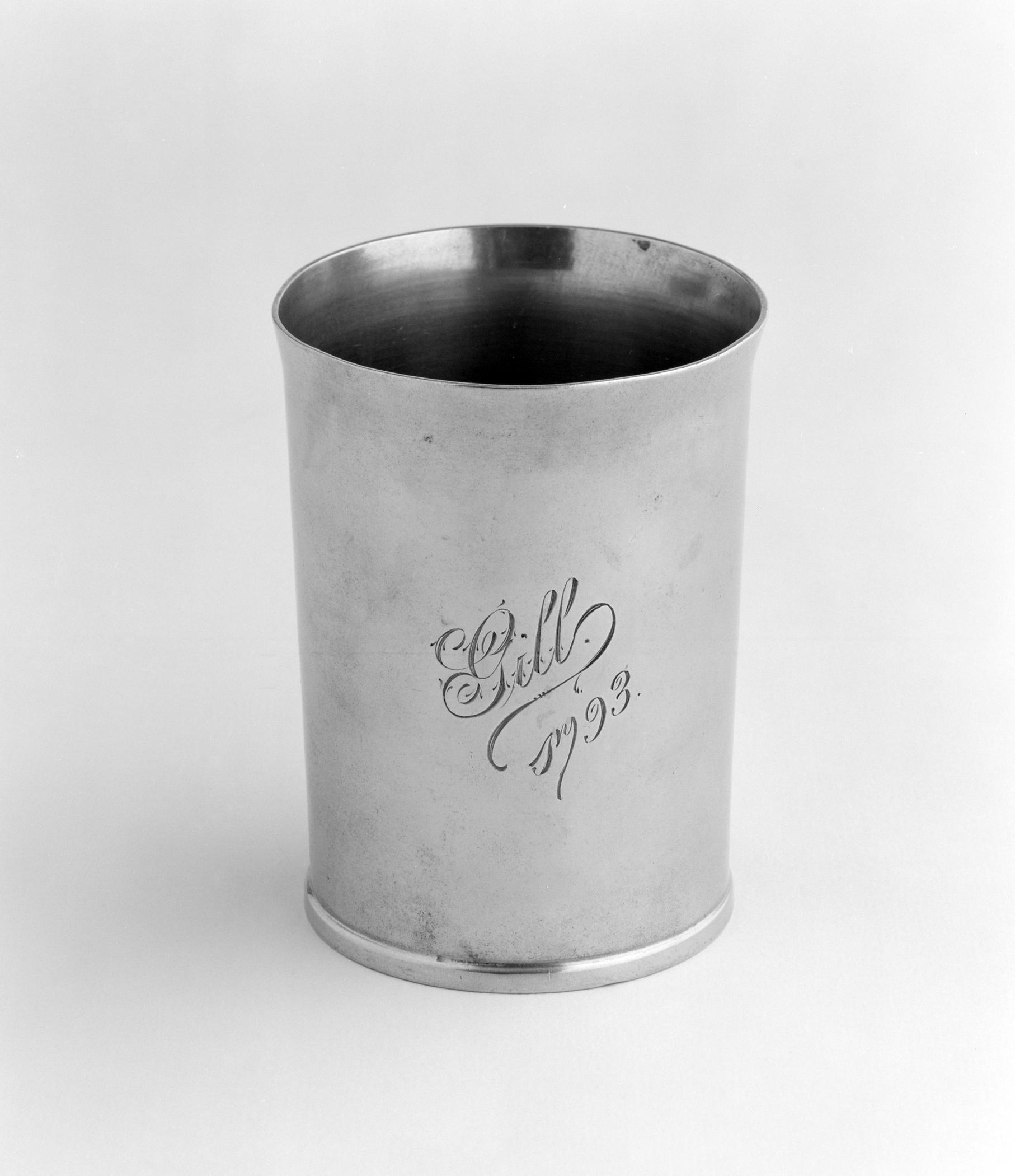 1958.0053.002 Pewter beaker