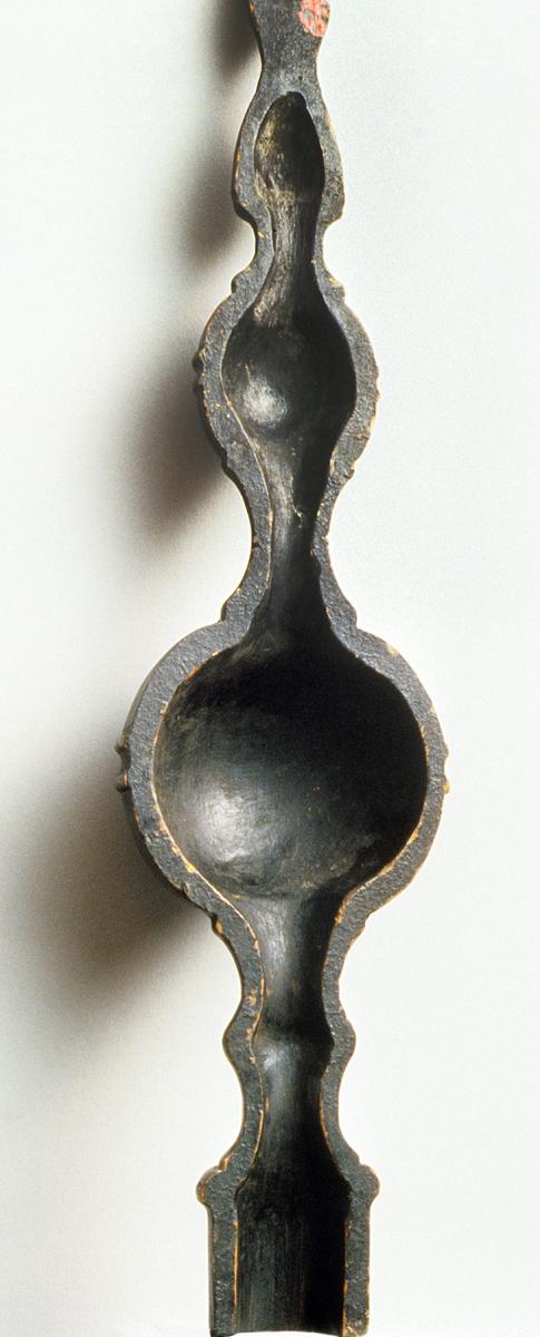 1985.0149 Andiron Mold, View 2