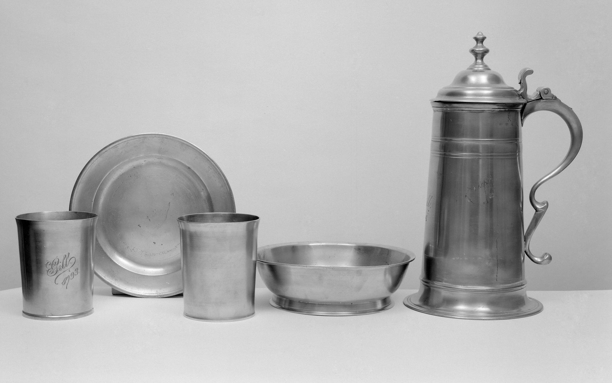 1958.0053.001-.005 Pewter communion service