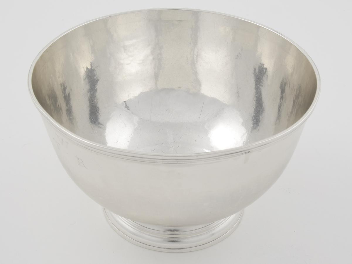 1958.0056 Bowl, View 1