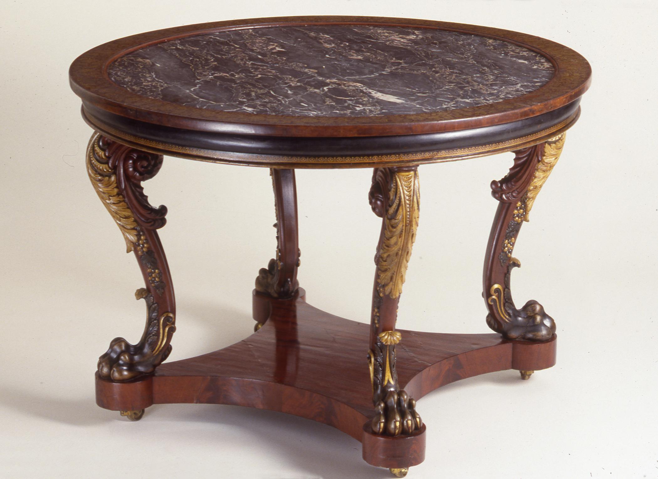 1986.0004 Table, view 1