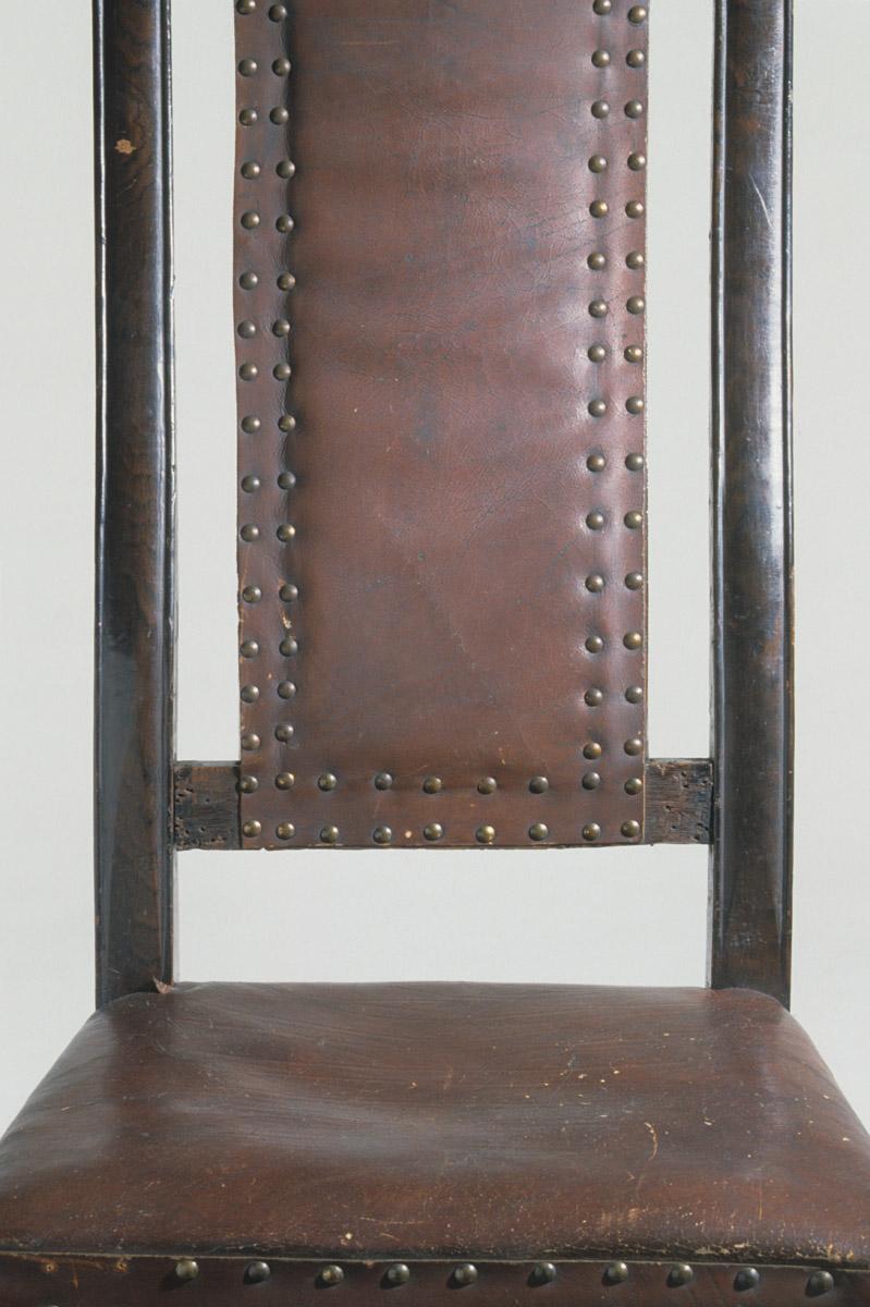 1958.0057.004 Chair, detail