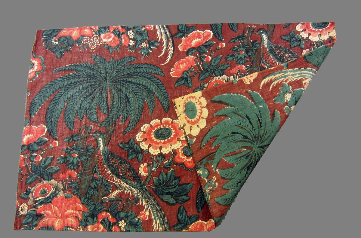 1958.0062.004 A Textile, printed folded corner
