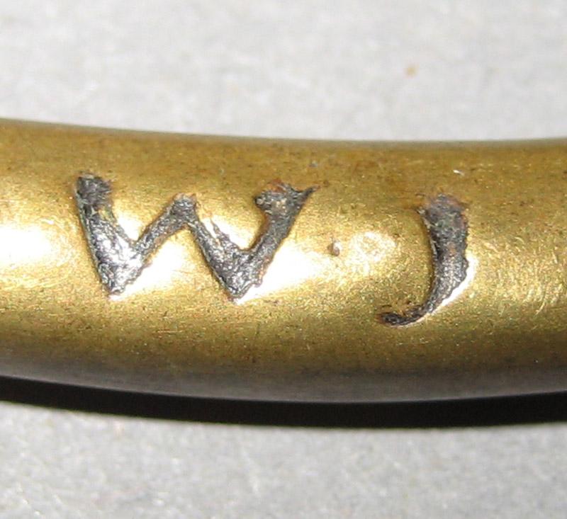 1986.0101 Bail handle (mark)