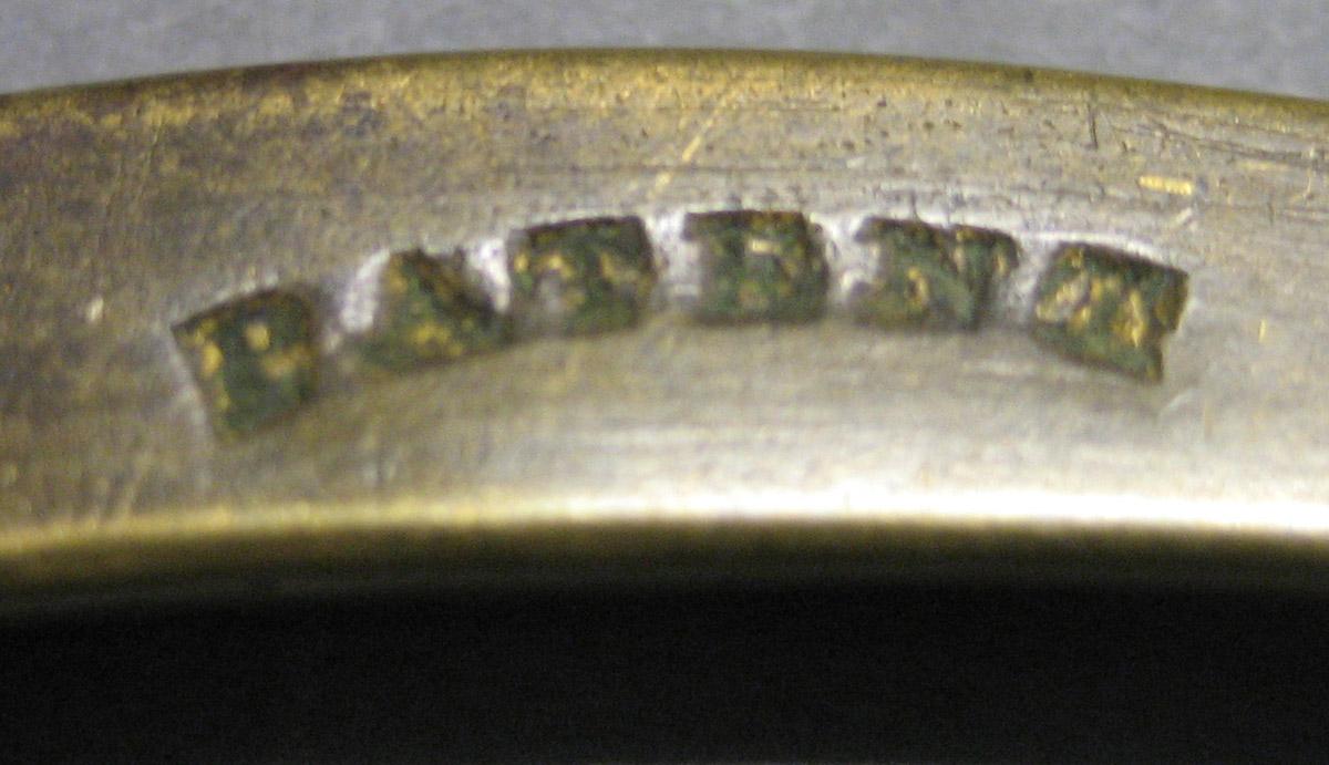 1986.0102 Bail handle (mark)