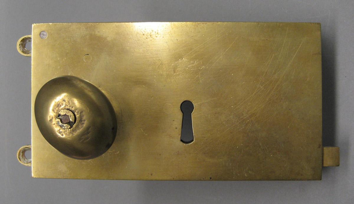 1986.0111 A Lock