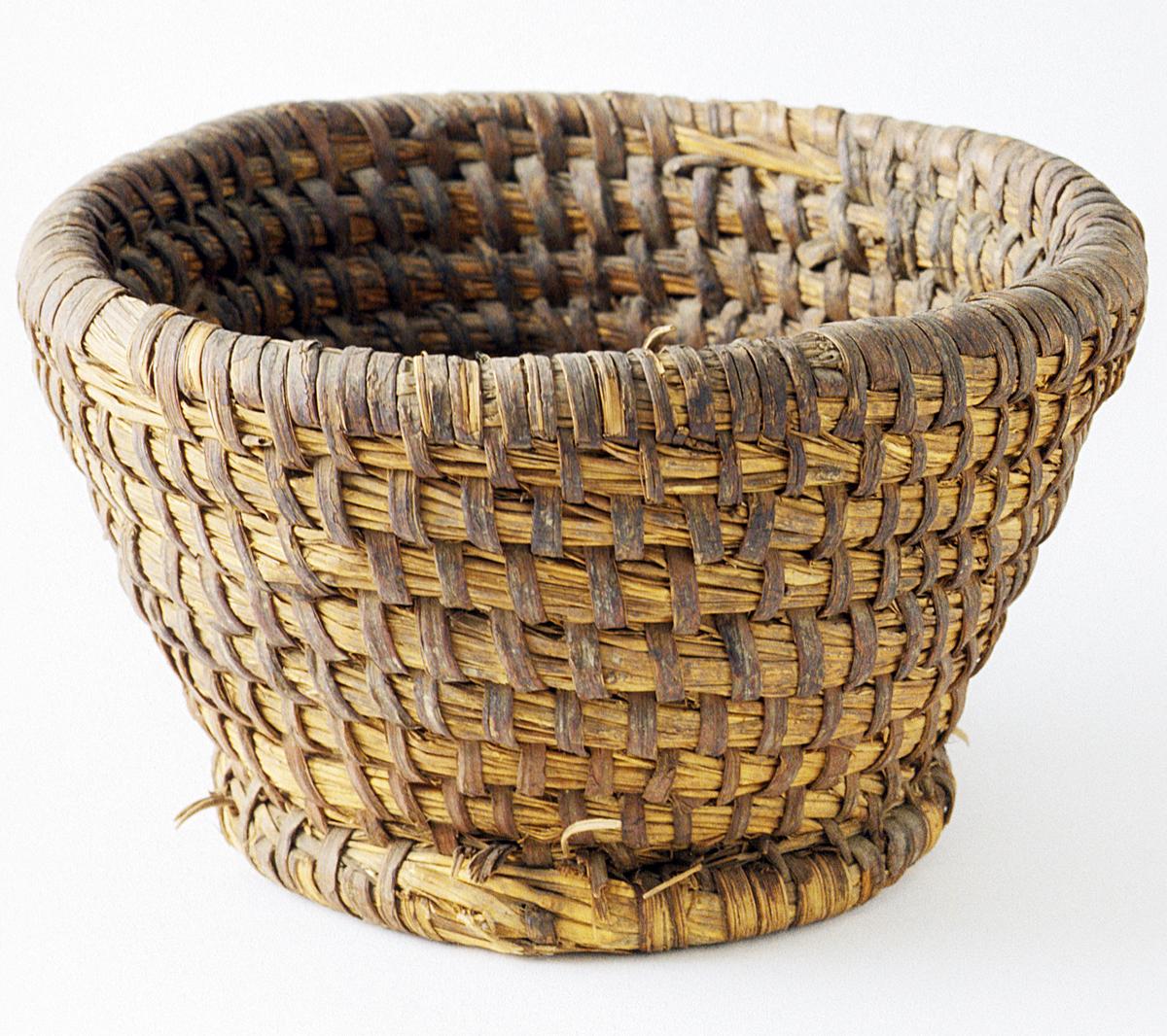 1986.0127 Basket