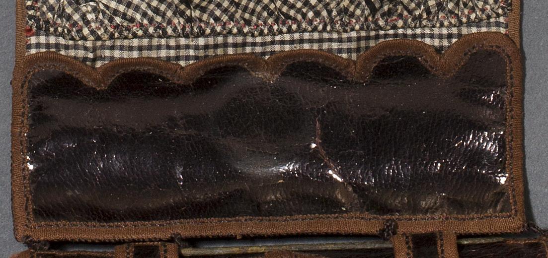 1986.0128 A Sewing Case, Detail 10