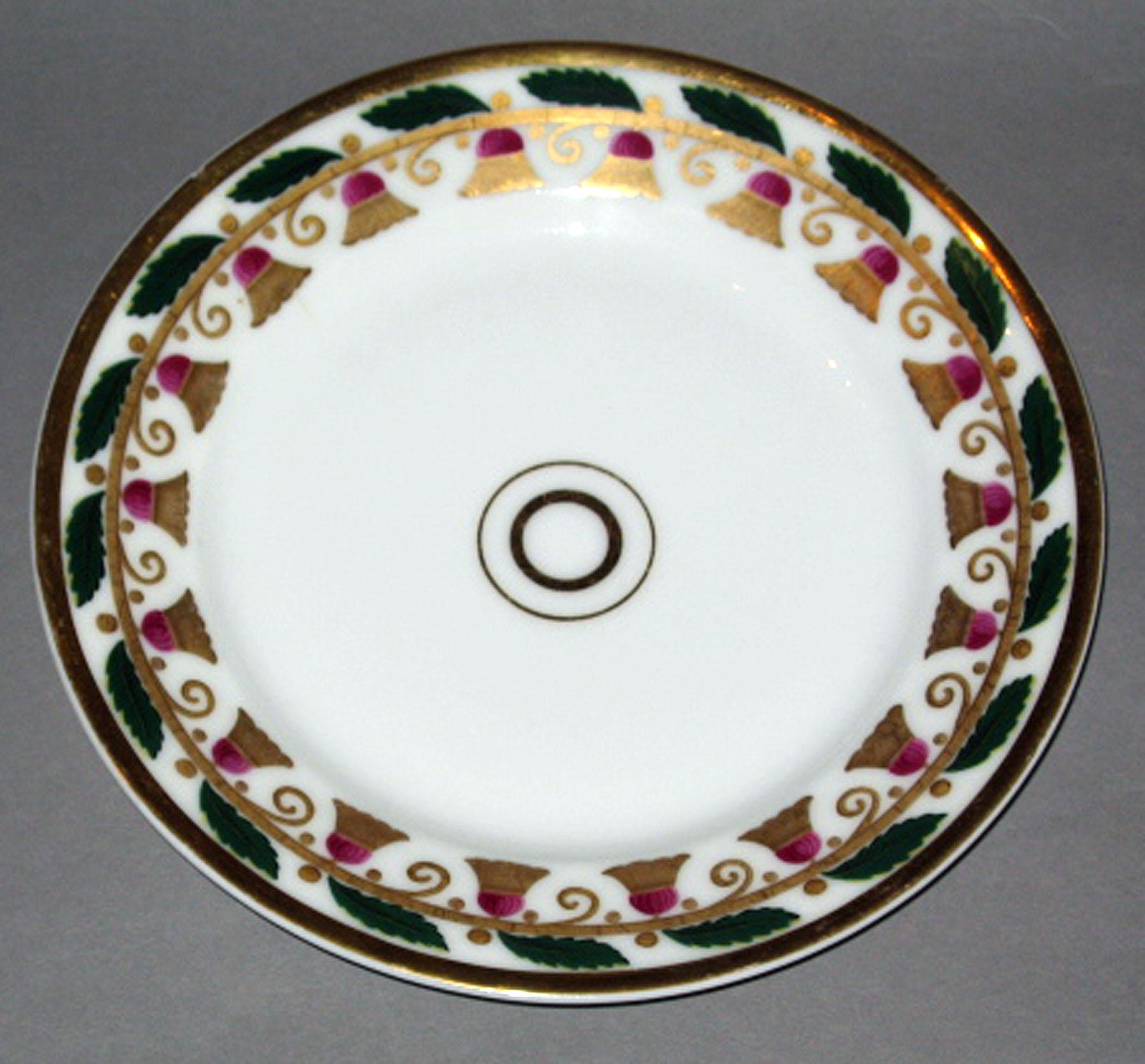 1986.0132.002 Porcelain plate