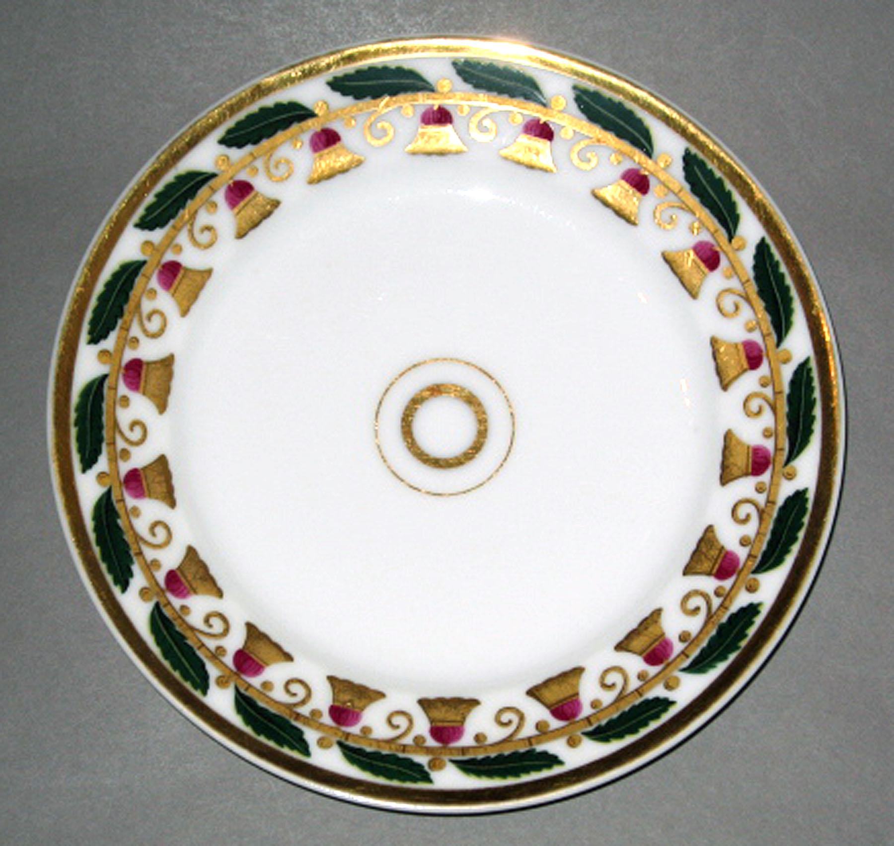 1986.0132.003 Porcelain plate