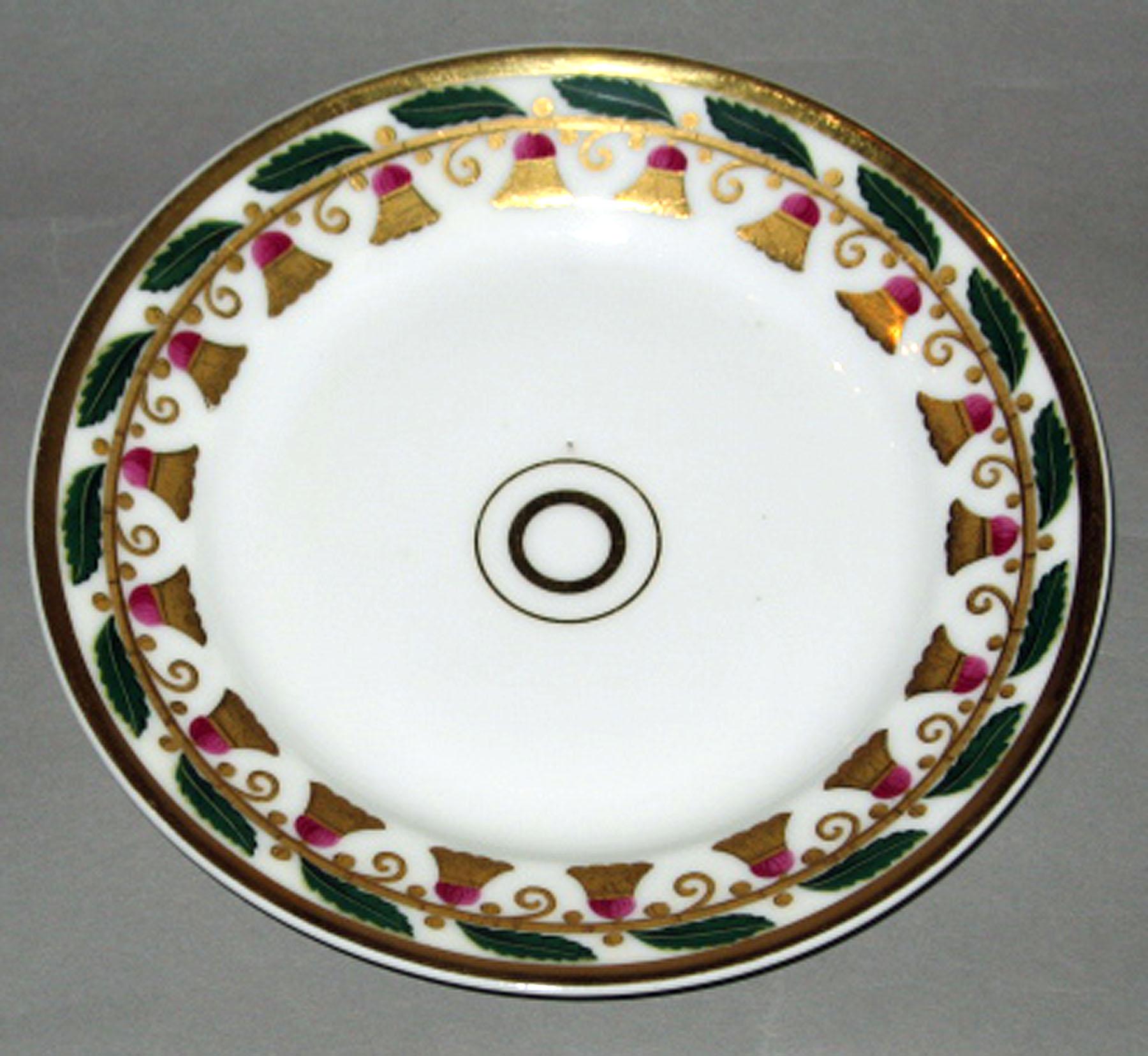 1986.0132.010 Porcelain plate