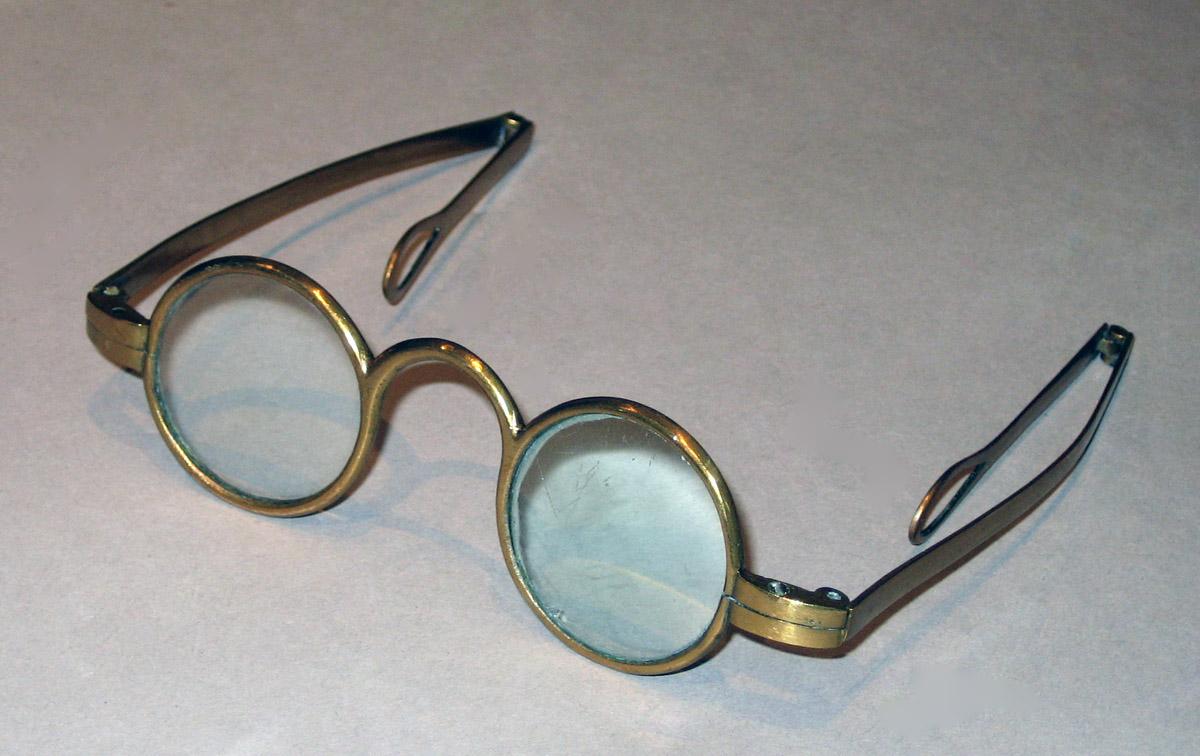 1958.0063 B Spectacles
