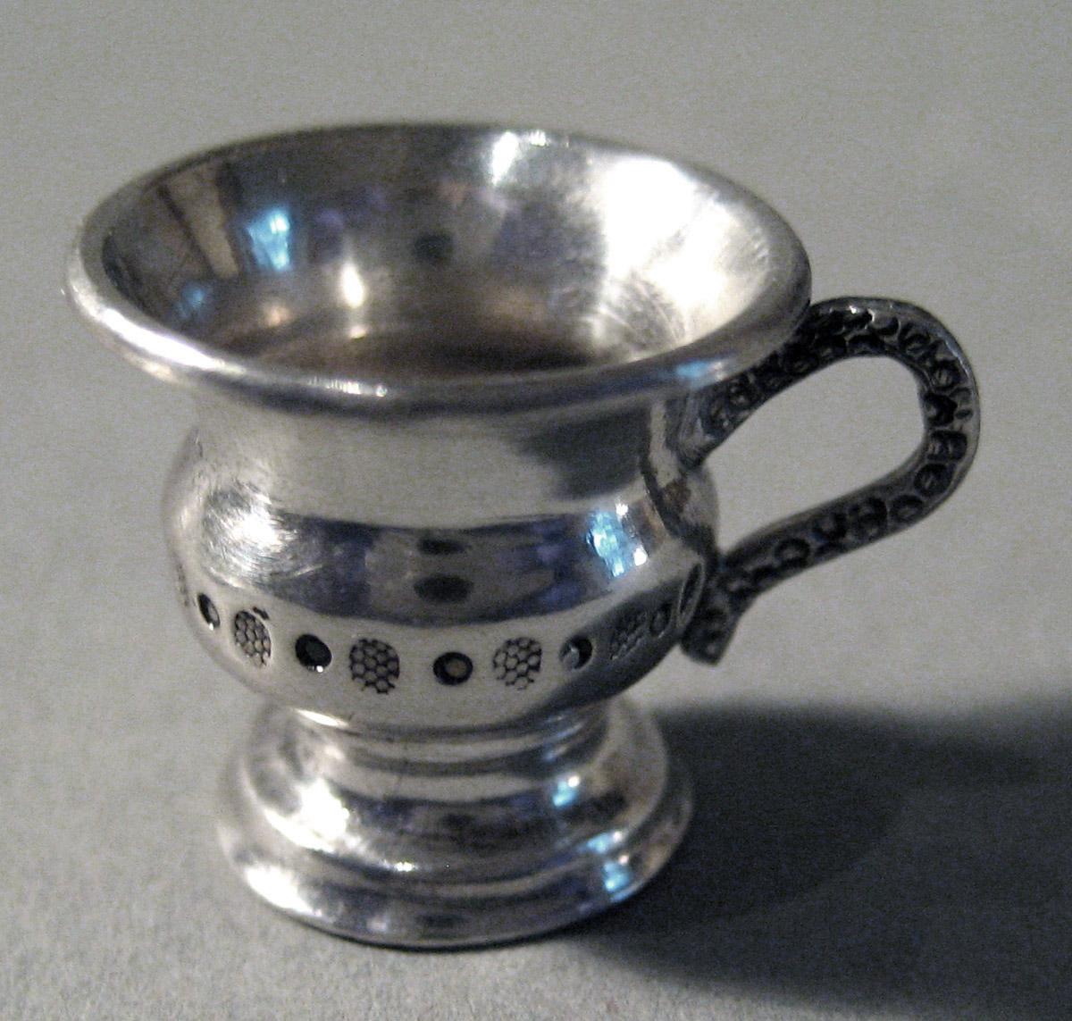 1986.0135.007 A Silver Teacup