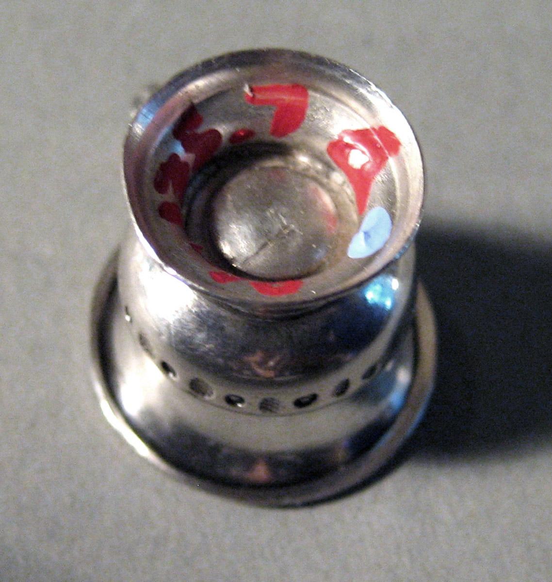 1986.0135.007 A Silver Teacup underside