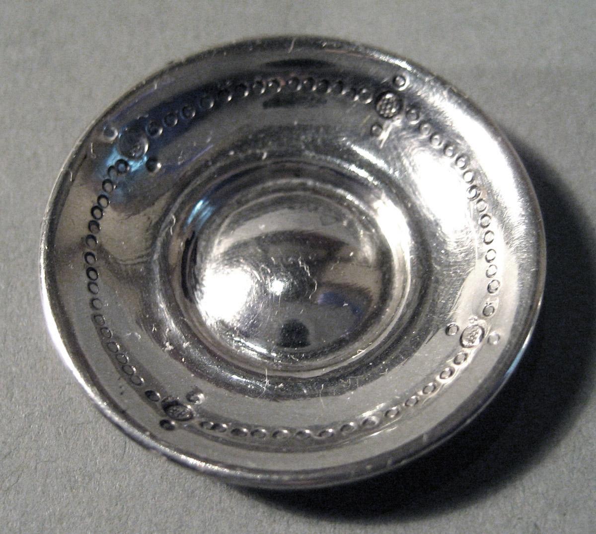 1986.0135.008 B Silver Saucer