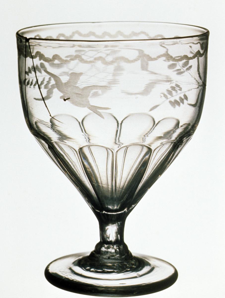 1986.0156 Glass goblet