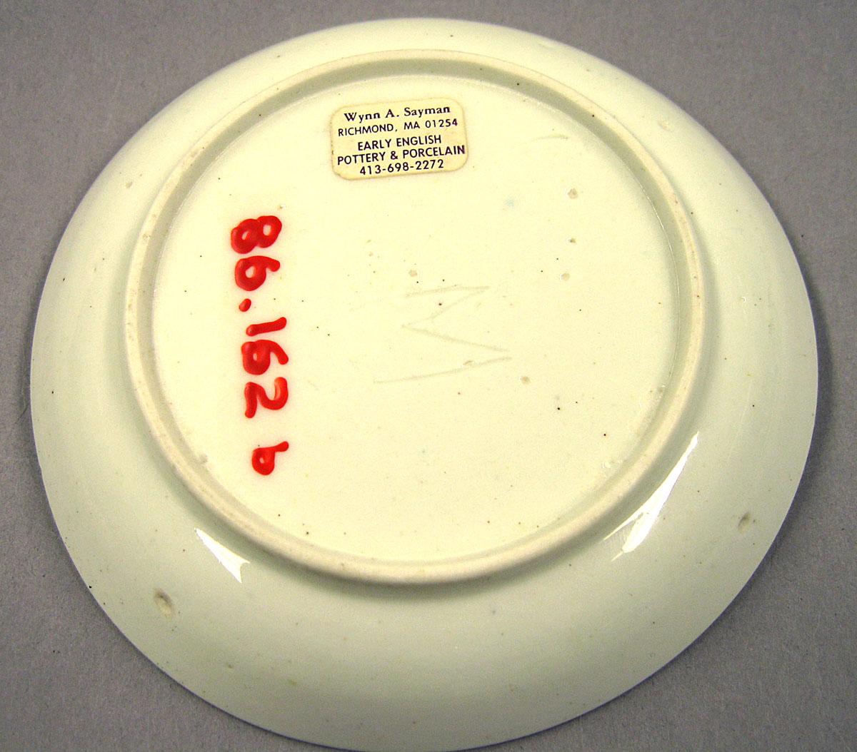 1986.0162 B Saucer (mark)