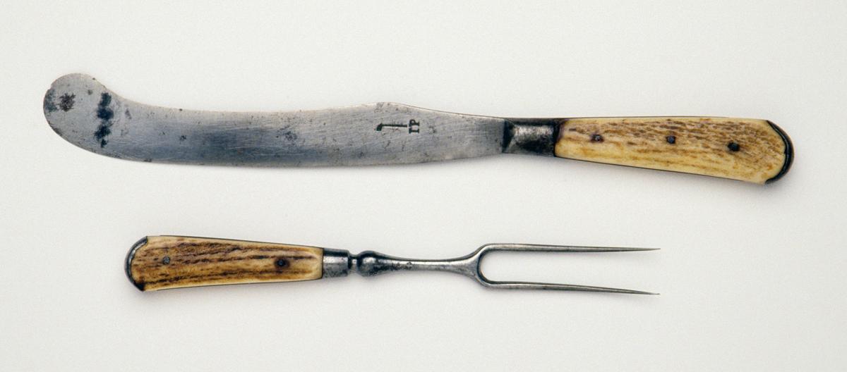1958.0067.012, .004 Knife and Fork