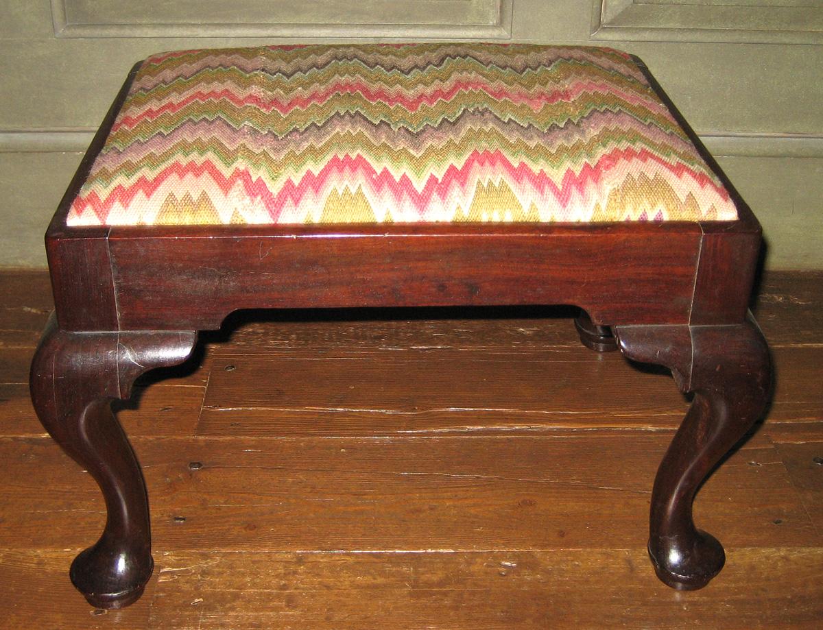 1959.0806 stool with 1986.0513 slip seat view 2