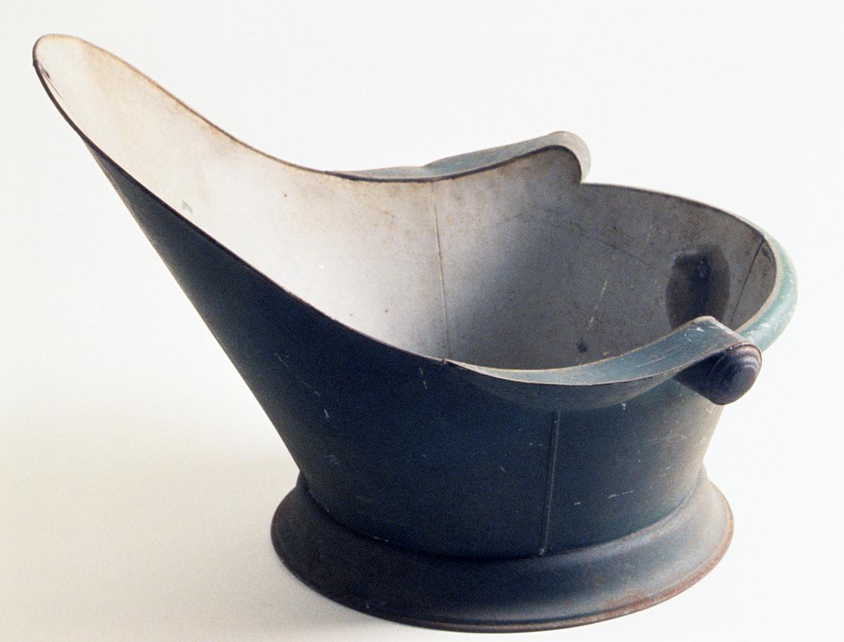 1987.0035 Bathtub