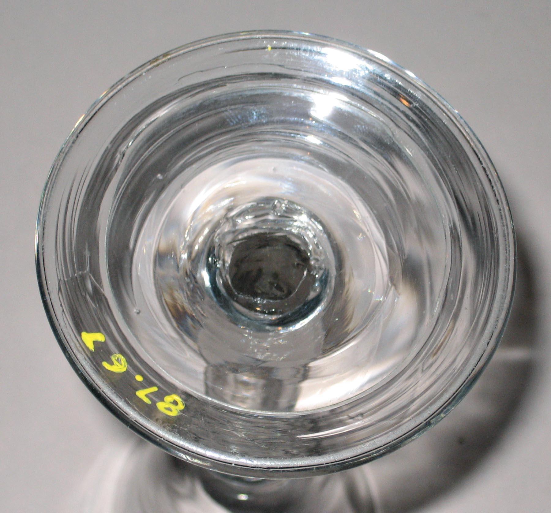 1987.0067 Wine glass (bottom)