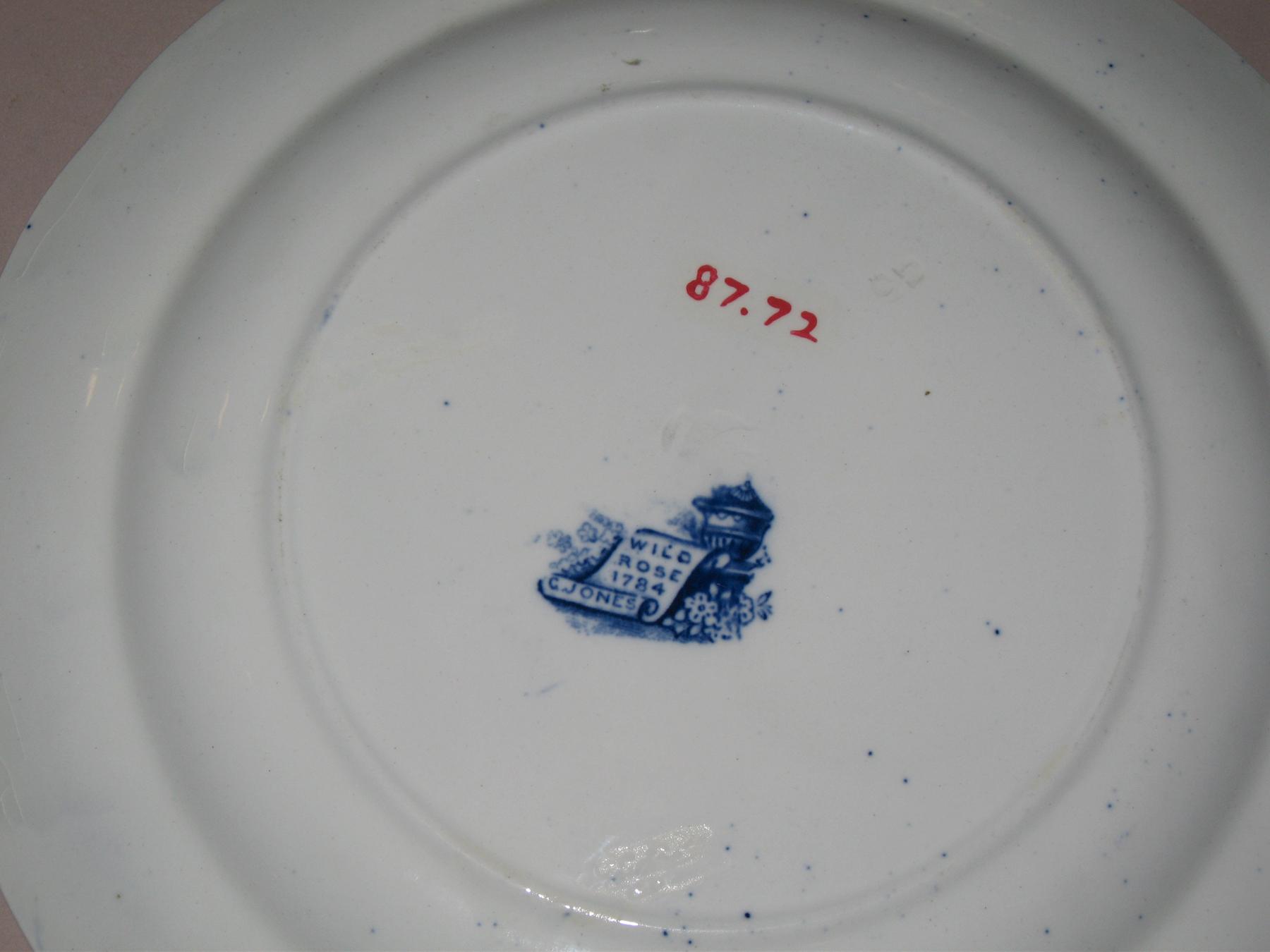 1987.0072 Plate (mark)