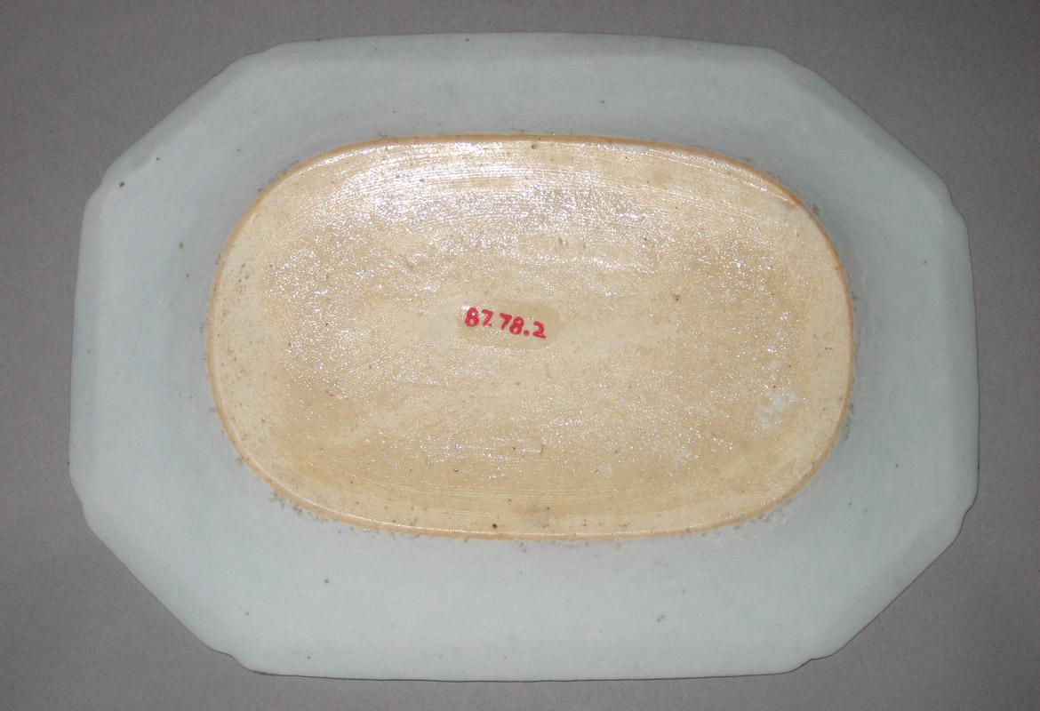 1987.0078.002 Platter underside