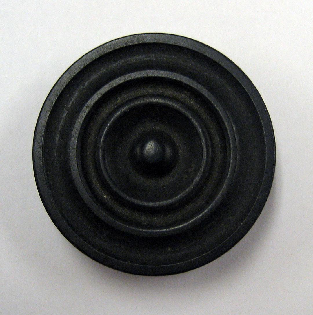 1987.0132 v Game piece