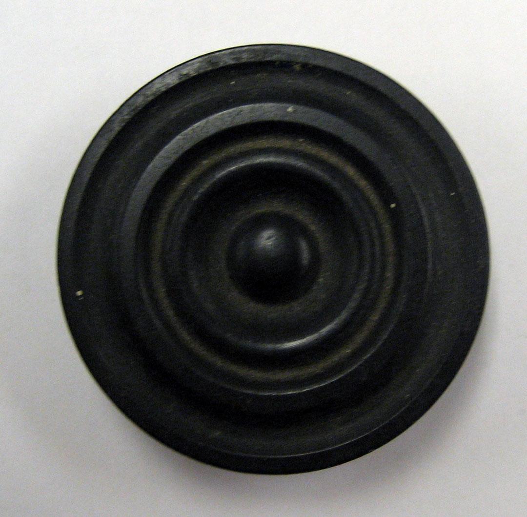 1987.0132 i Game piece
