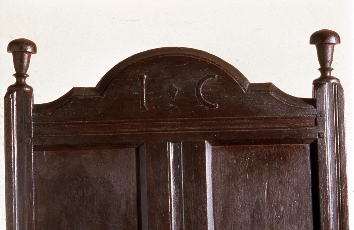 1988.0003 Chair, Wainscott armchair (detail 1)