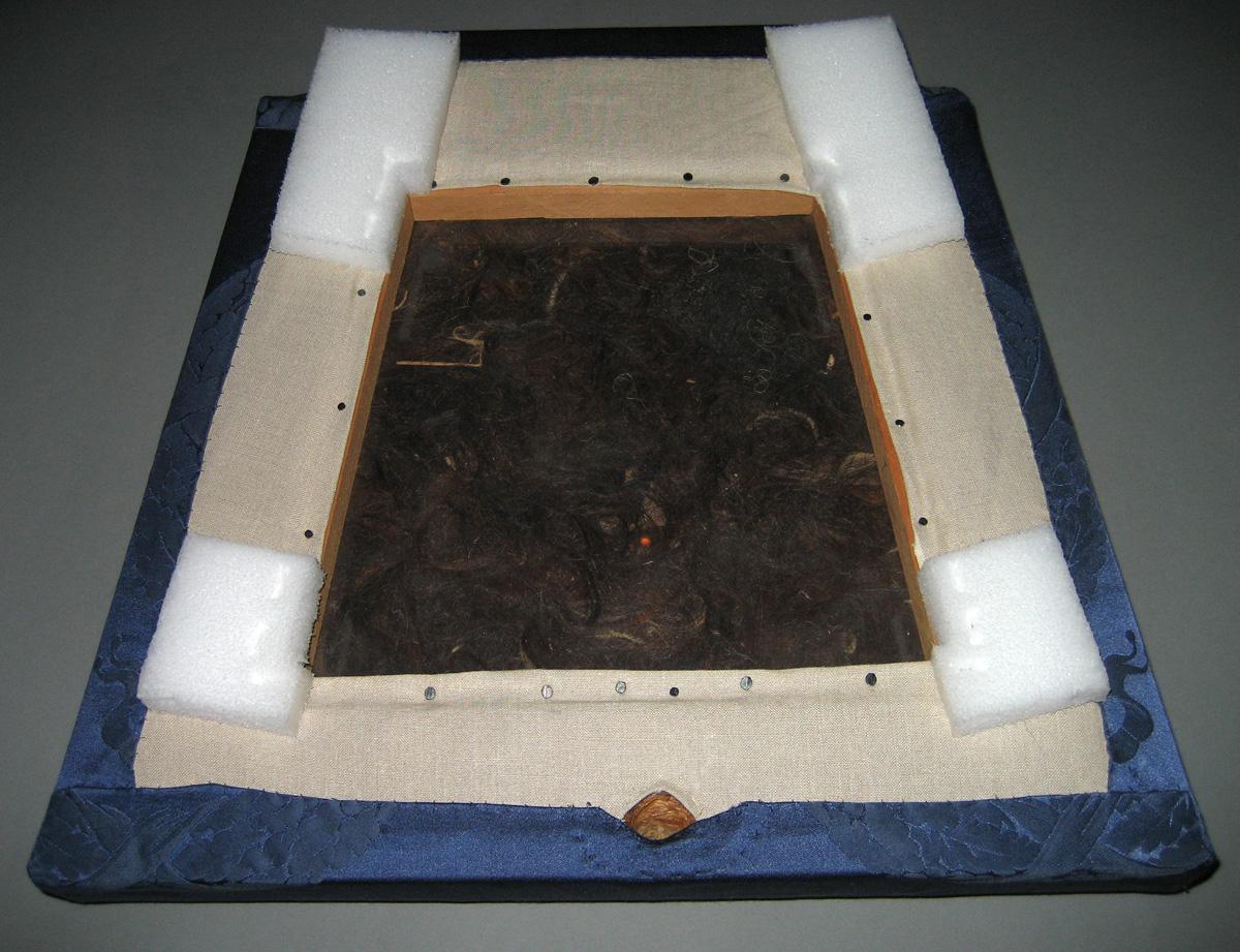 2009.0509.001 reverse of slip seat