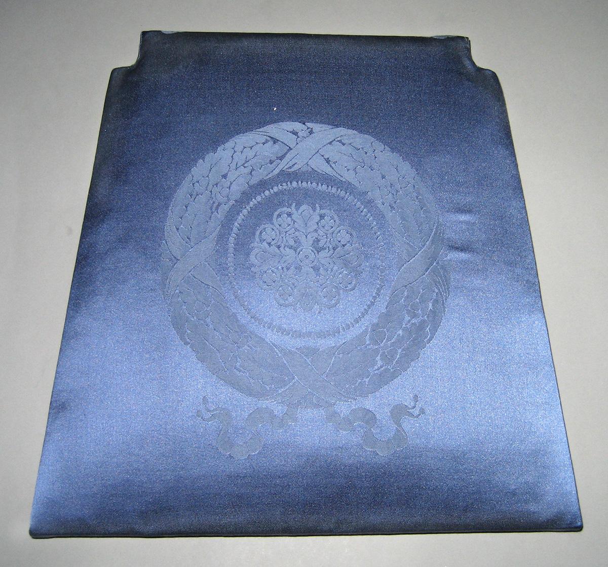 2009.0509.001  slip seat