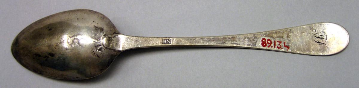 1989.0013.004 Silver Spoon underside