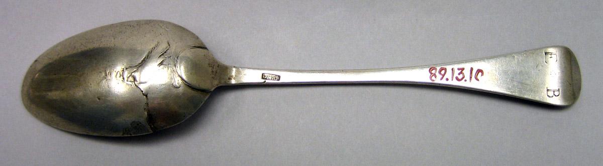 1989.0013.010 Silver Spoon underside